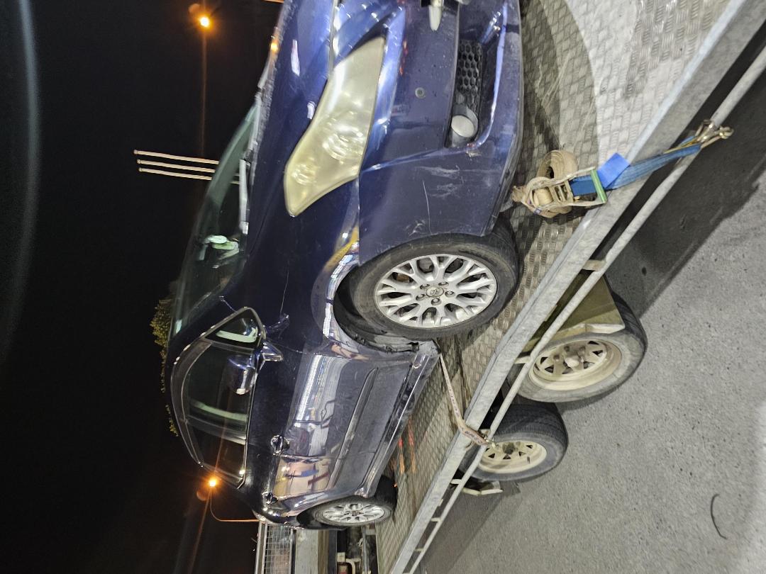 Photo '4' of Toyota Blade Photo '4' of Toyota Blade