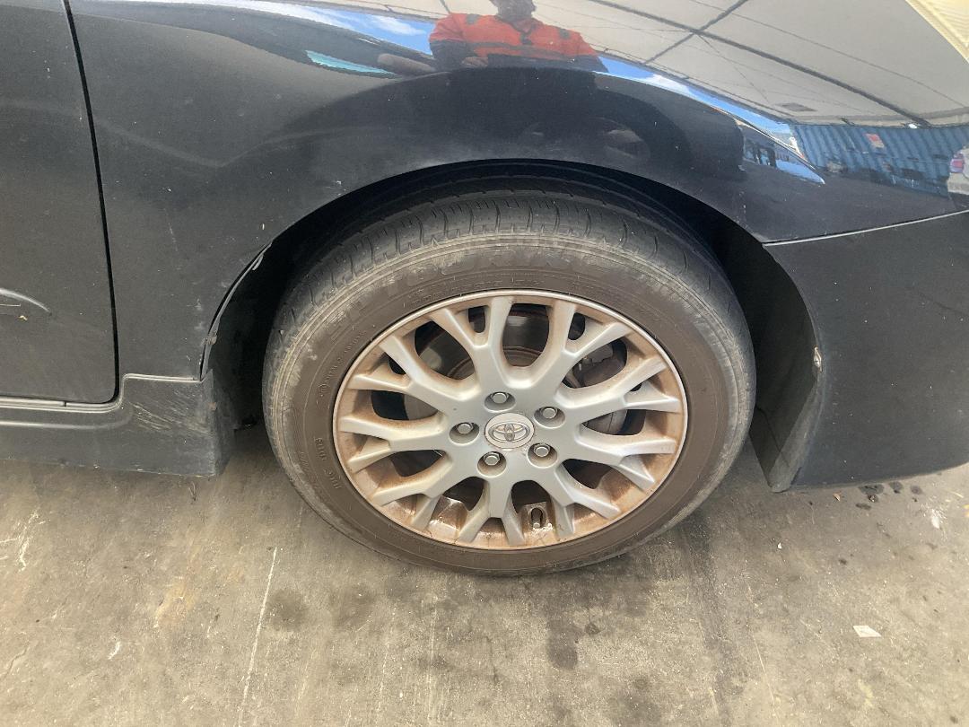 Photo '2' of Toyota Blade Photo '2' of Toyota Blade