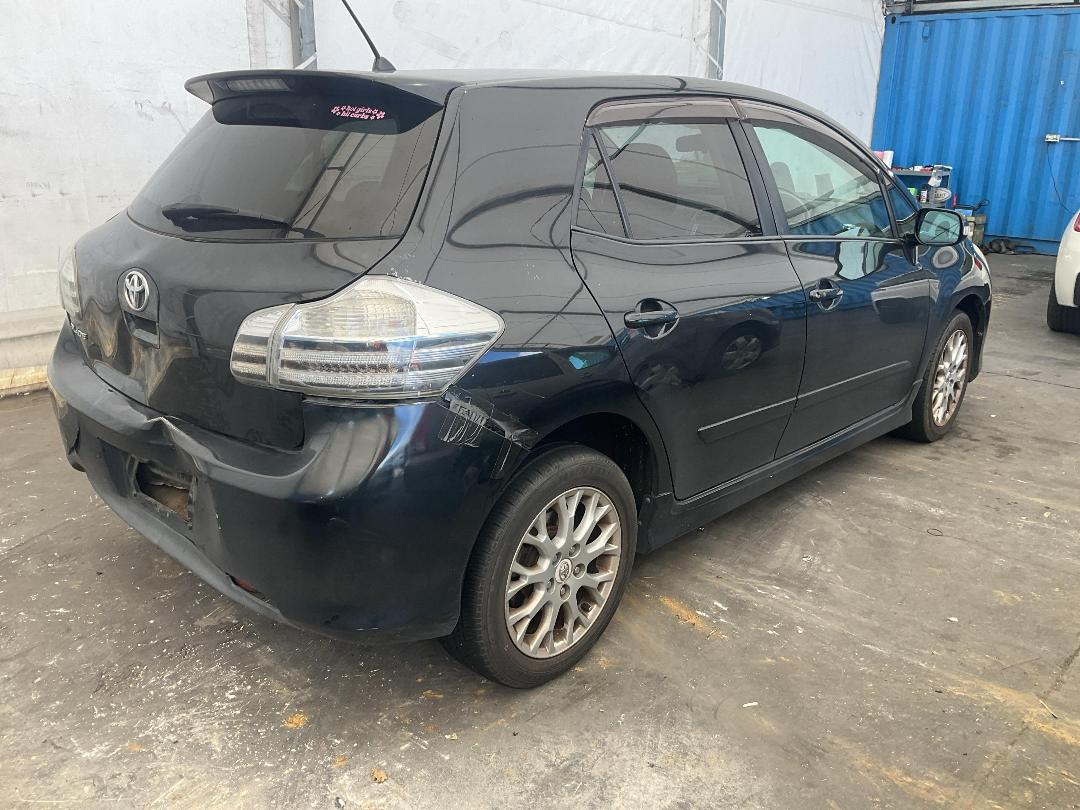 Photo '15' of Toyota Blade Photo '15' of Toyota Blade