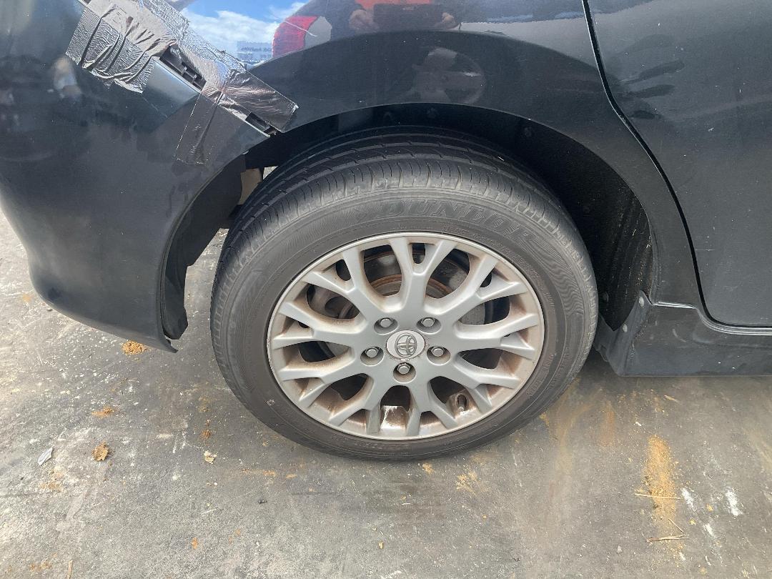 Photo '17' of Toyota Blade Photo '17' of Toyota Blade