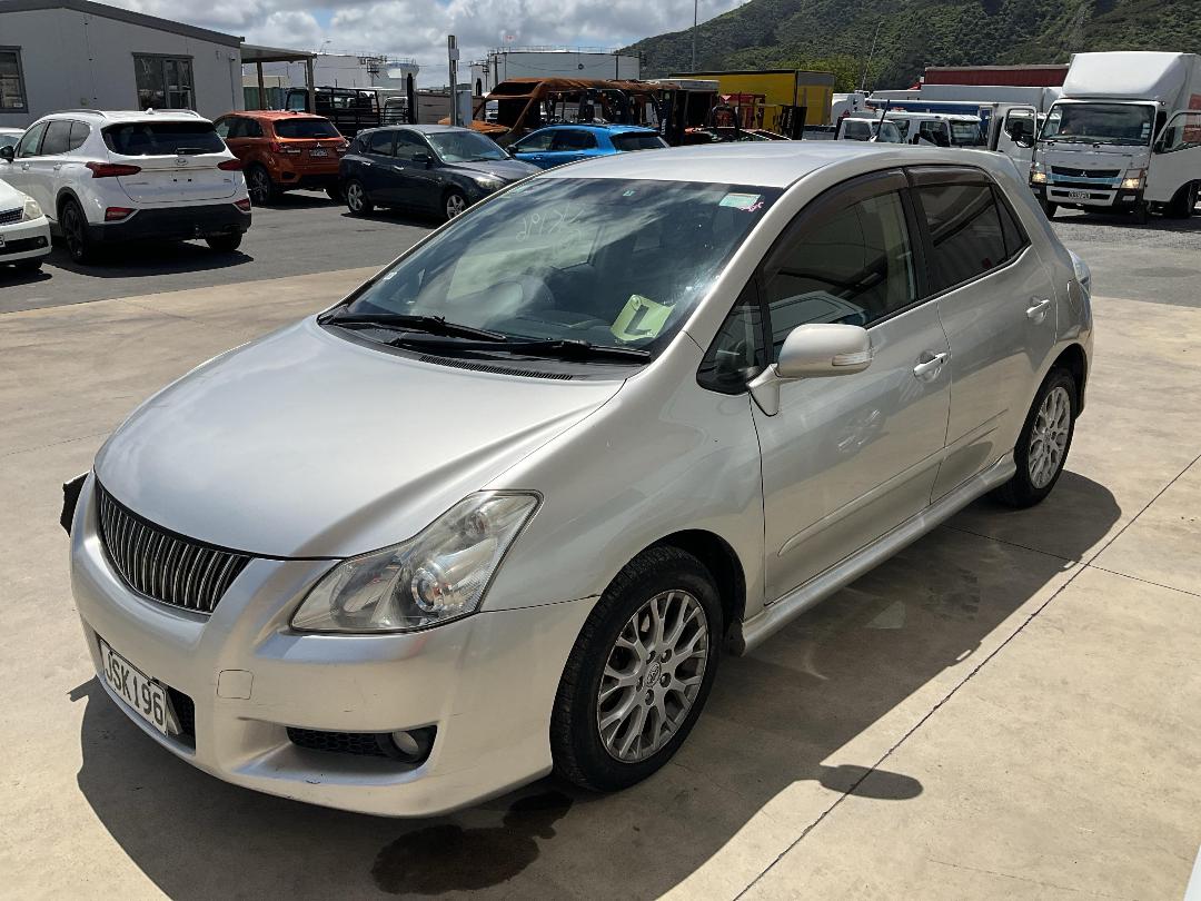 Photo '3' of Toyota Blade Photo '3' of Toyota Blade