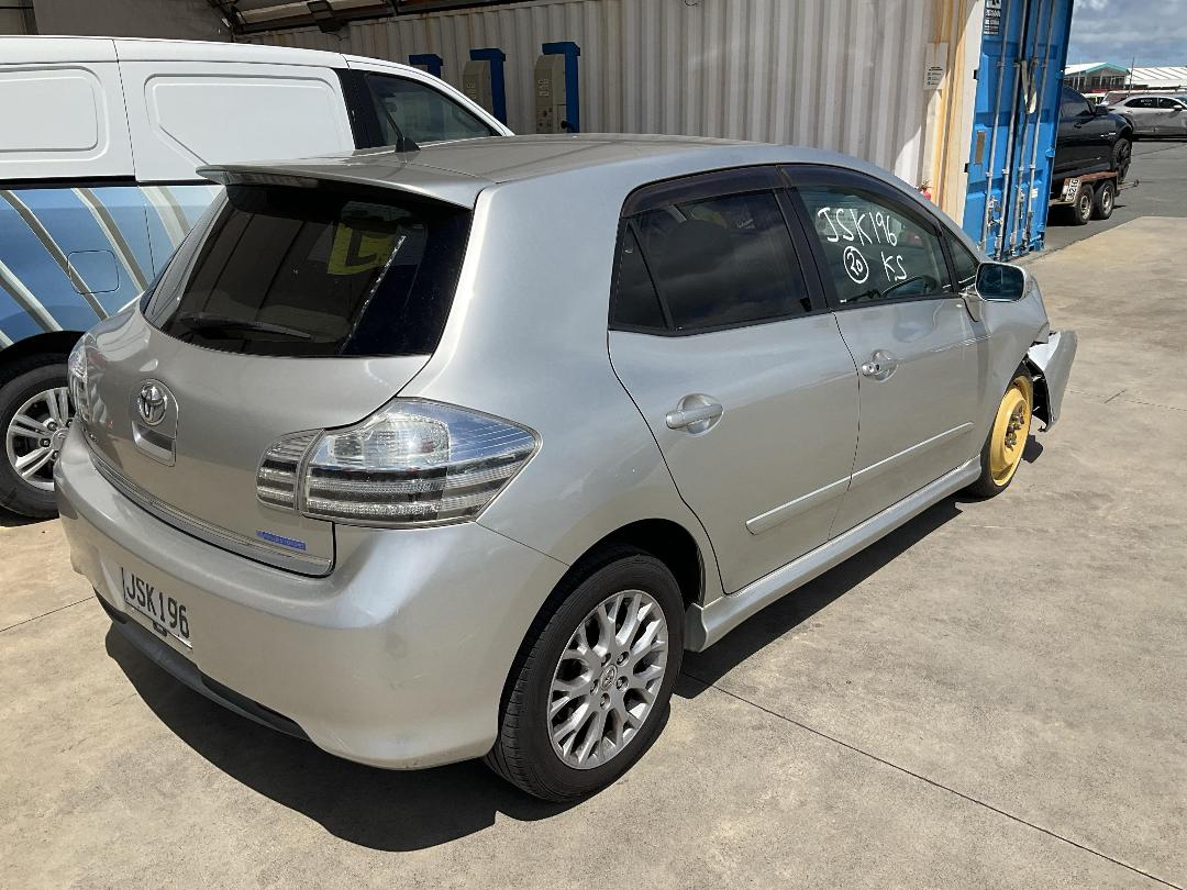 Photo '6' of Toyota Blade Photo '6' of Toyota Blade