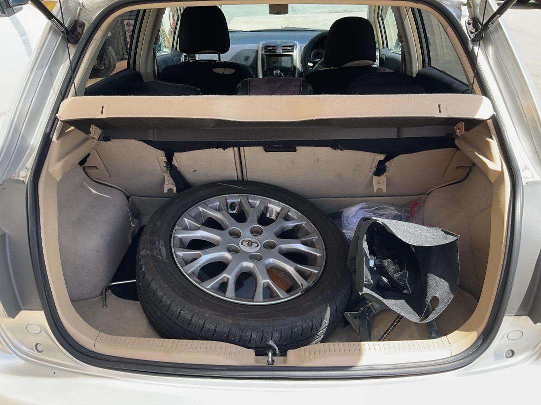 Photo '11' of Toyota Blade Photo '11' of Toyota Blade