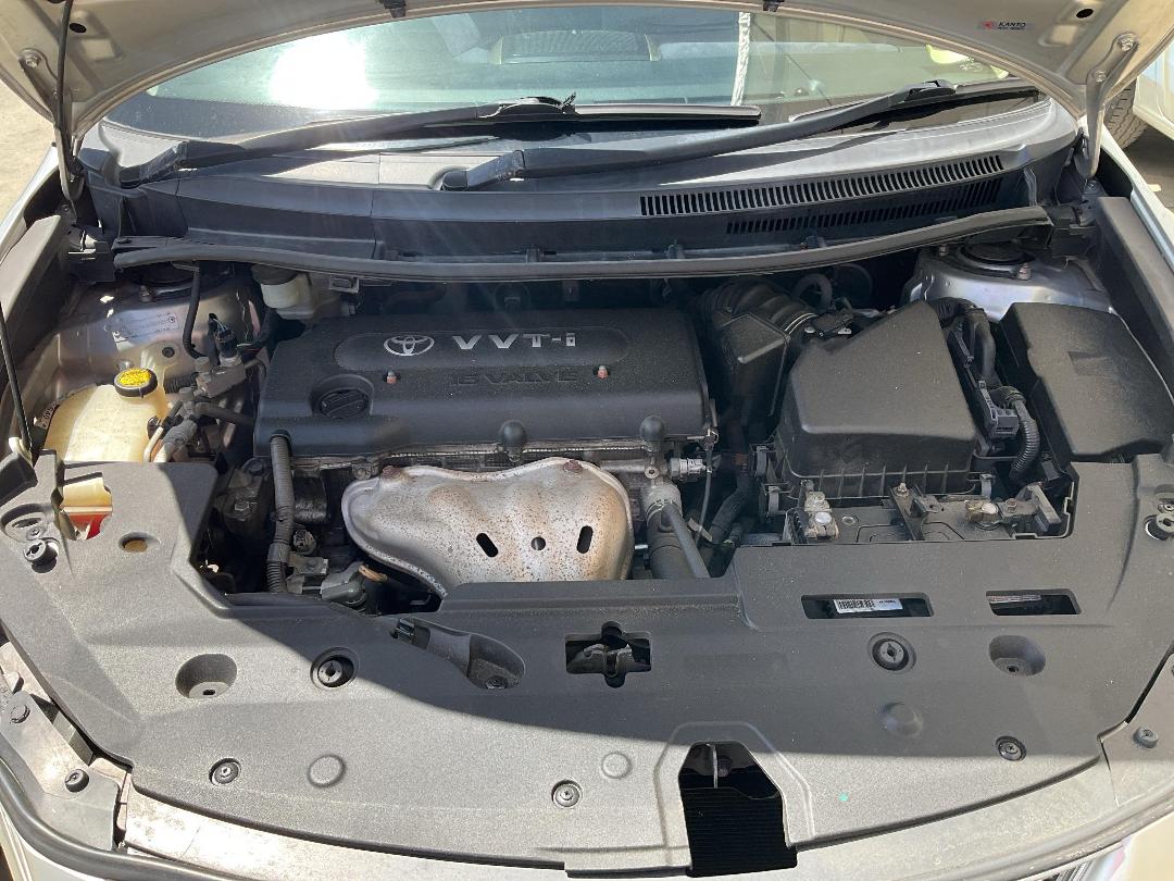 Photo '14' of Toyota Blade Photo '14' of Toyota Blade