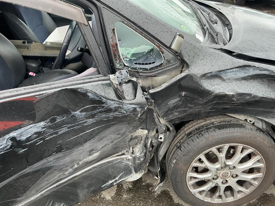 Photo '7' of Toyota Blade Photo '7' of Toyota Blade