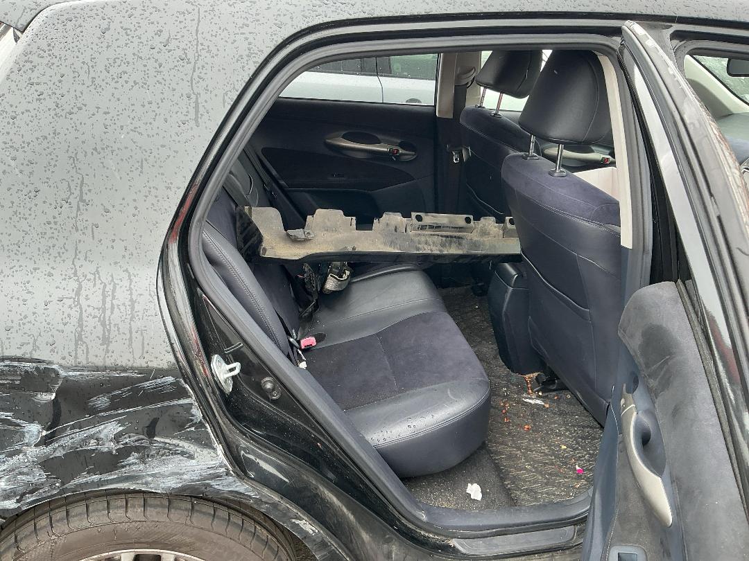 Photo '17' of Toyota Blade Photo '17' of Toyota Blade