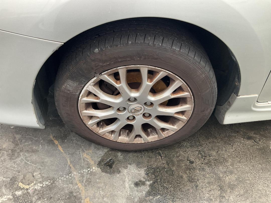 Photo '8' of Toyota Blade Photo '8' of Toyota Blade