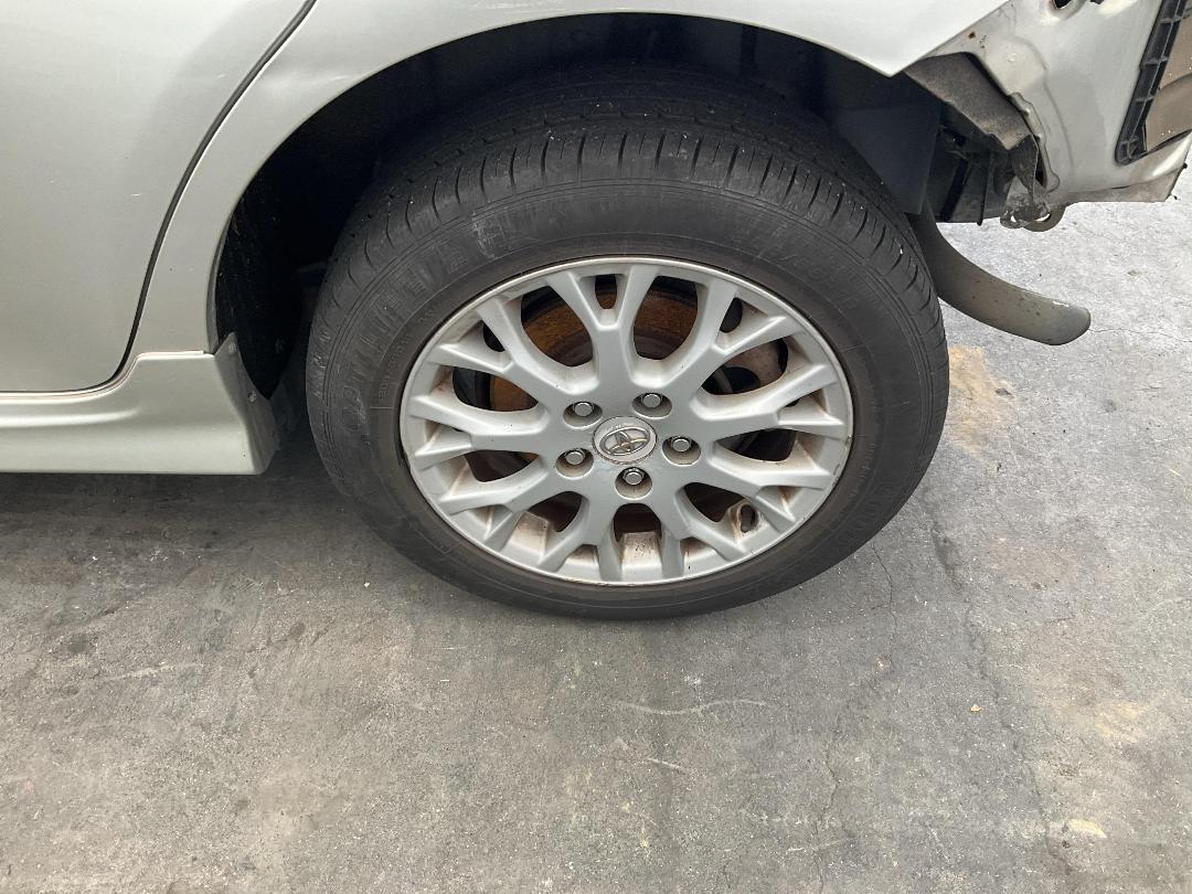 Photo '12' of Toyota Blade Photo '12' of Toyota Blade