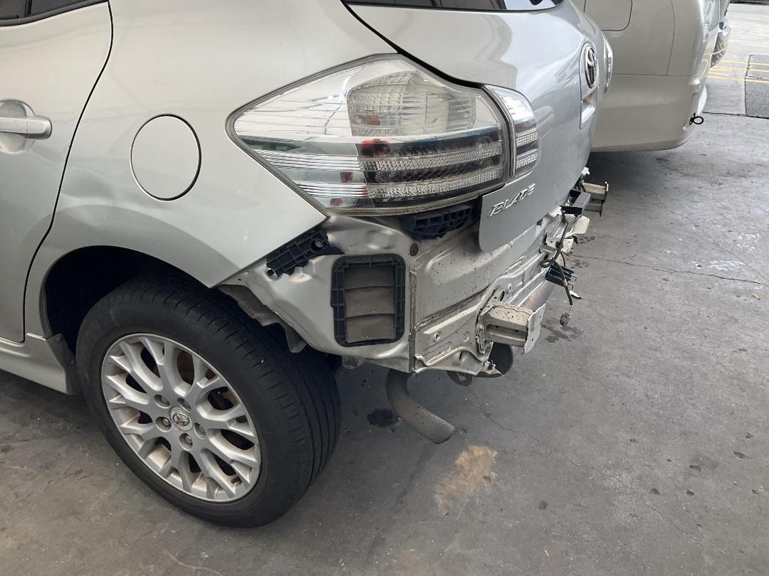 Photo '13' of Toyota Blade Photo '13' of Toyota Blade