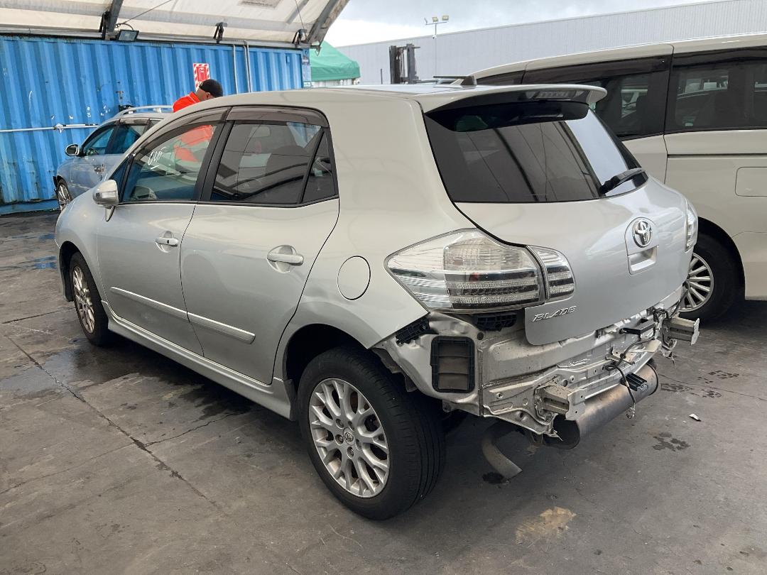 Photo '14' of Toyota Blade Photo '14' of Toyota Blade