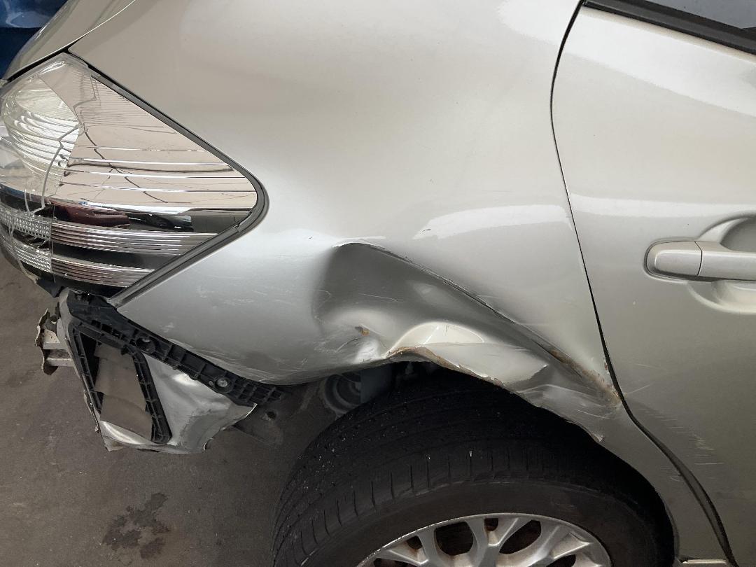 Photo '17' of Toyota Blade Photo '17' of Toyota Blade