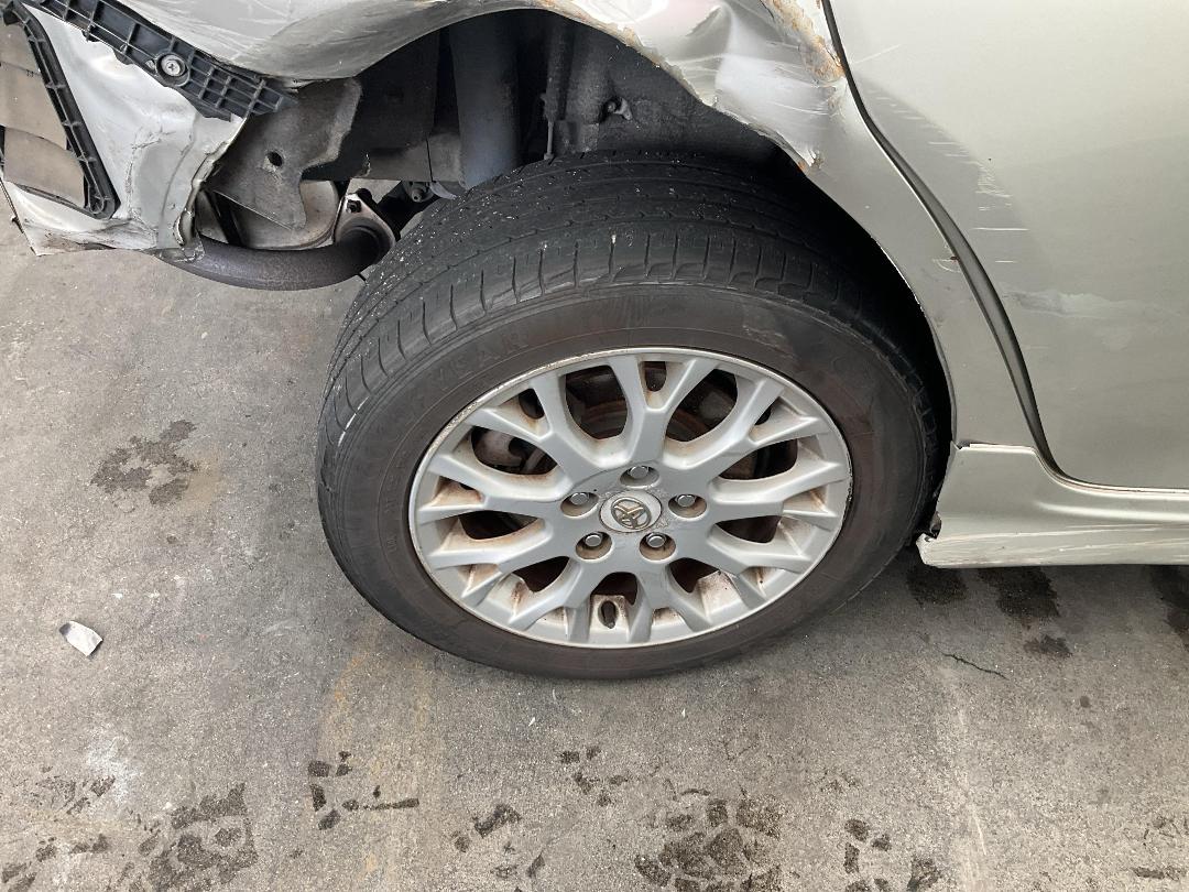 Photo '18' of Toyota Blade Photo '18' of Toyota Blade