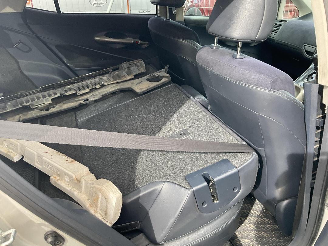 Photo '11' of Toyota Blade Photo '11' of Toyota Blade