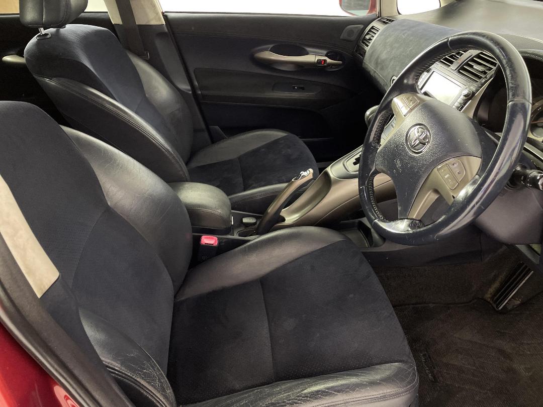 Photo '16' of Toyota Blade