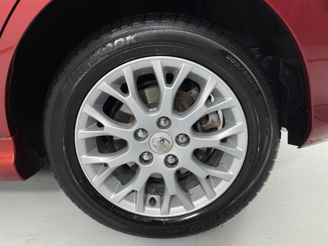 Photo '11' of Toyota Blade