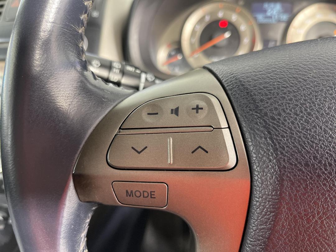 Photo '25' of Toyota Blade Photo '25' of Toyota Blade