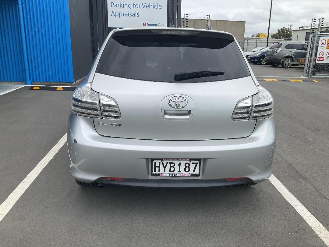 Photo '7' of Toyota Blade Photo '7' of Toyota Blade