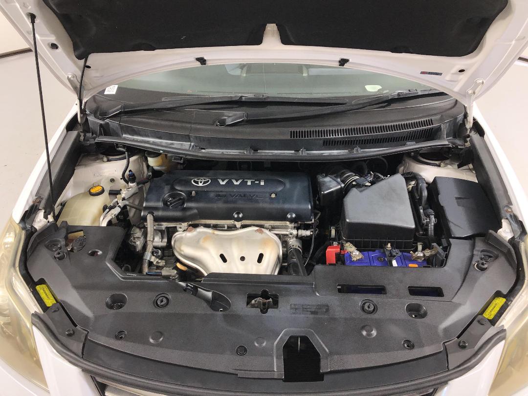 Photo '13' of Toyota Blade