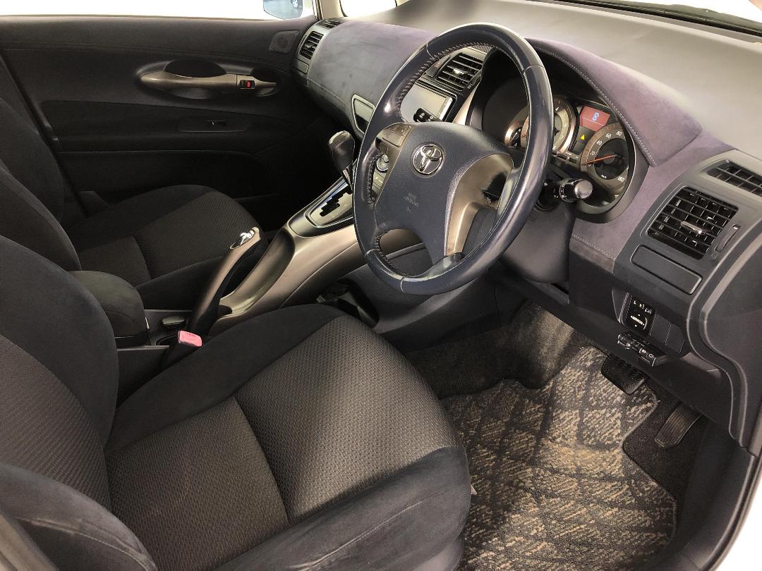 Photo '16' of Toyota Blade