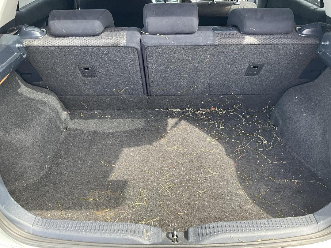 Photo '15' of Toyota Blade Photo '15' of Toyota Blade