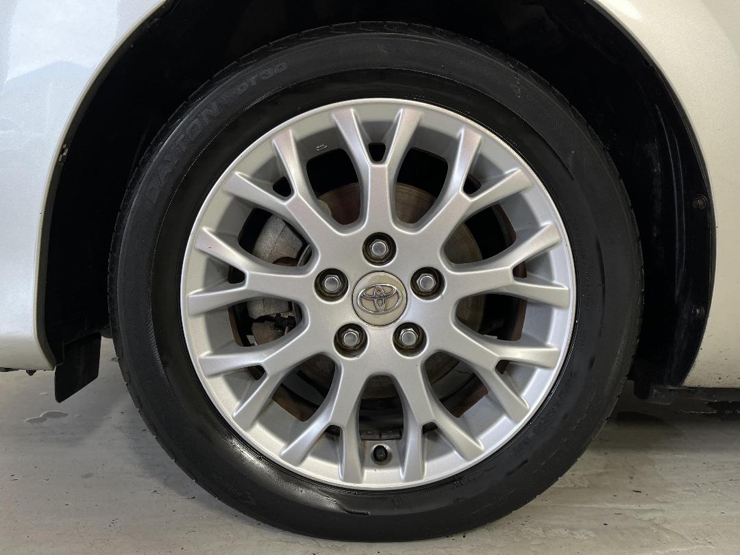 Photo '10' of Toyota Blade