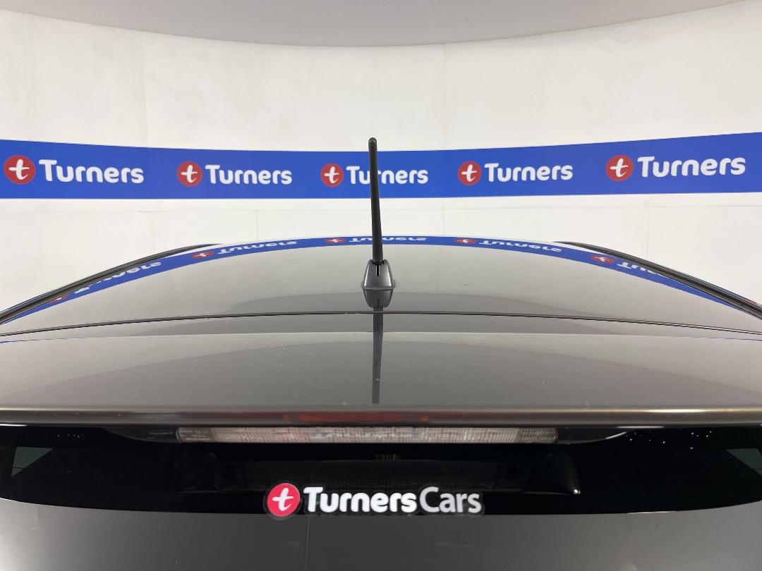 Photo '26' of Toyota Blade