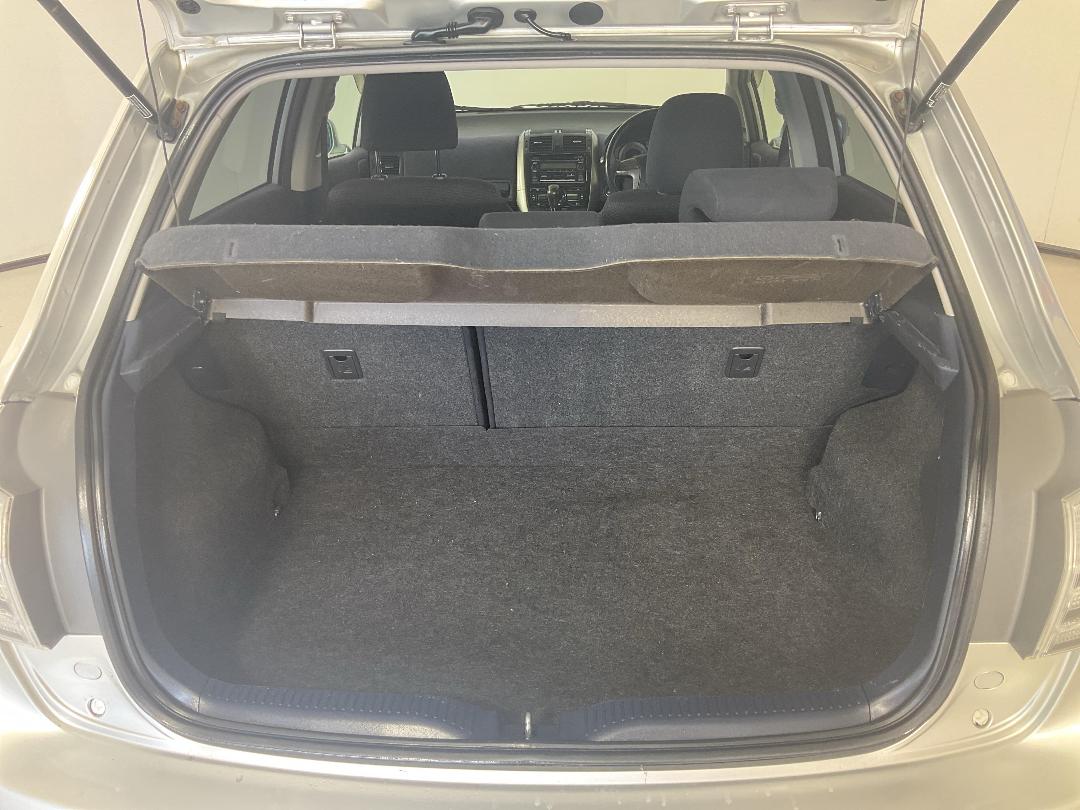 Photo '14' of Toyota Blade Photo '14' of Toyota Blade