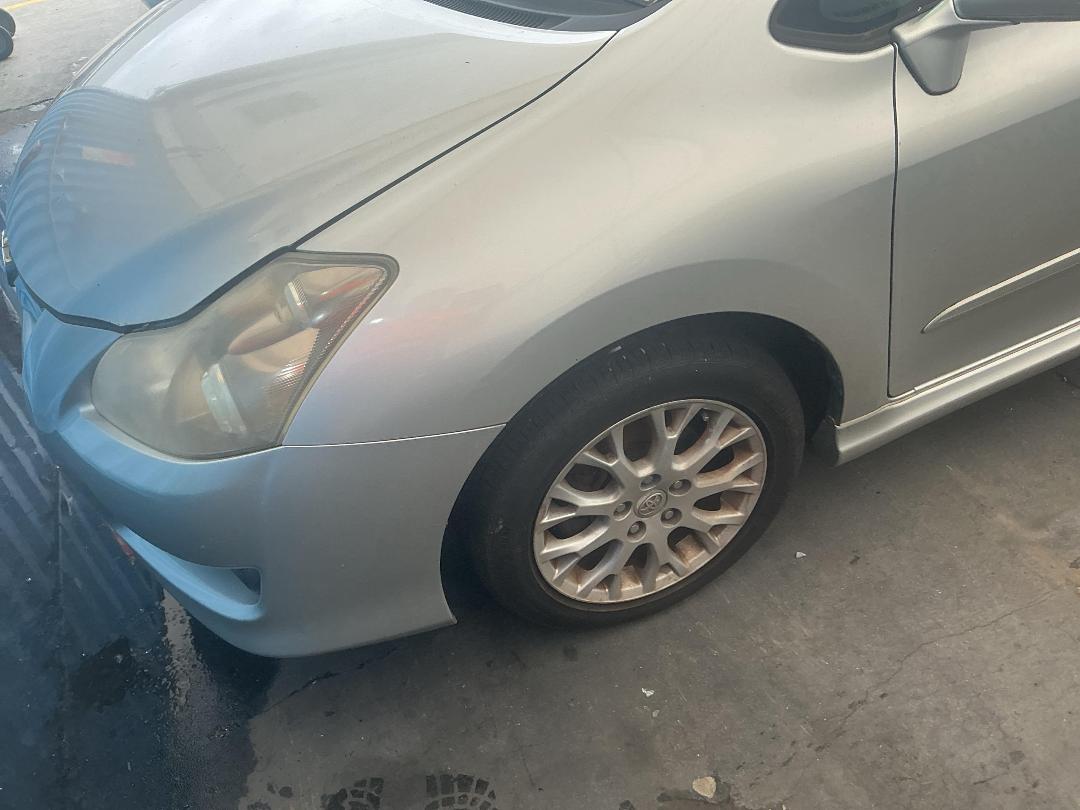 Photo '6' of Toyota Blade