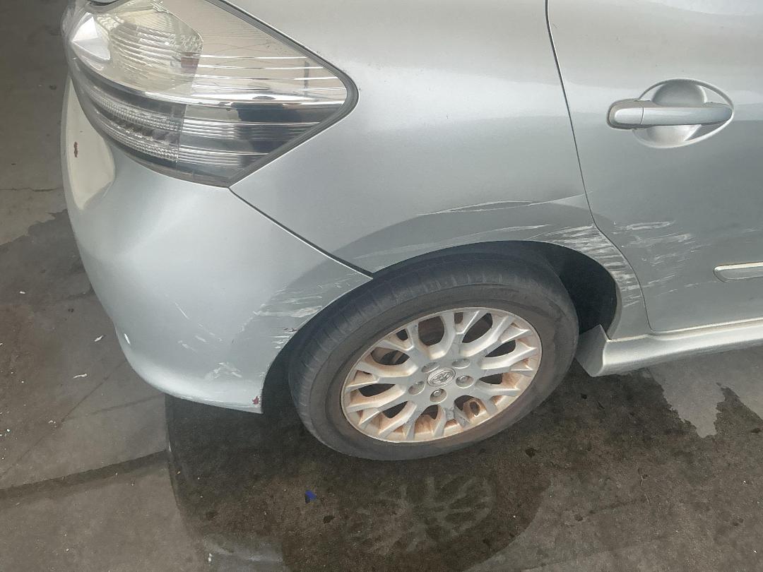 Photo '13' of Toyota Blade