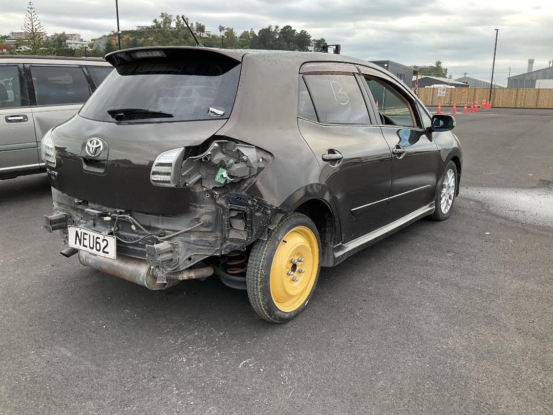 Photo '2' of Toyota Blade Photo '2' of Toyota Blade