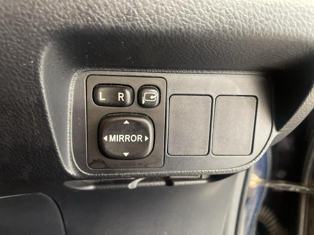 Photo '25' of Toyota Blade