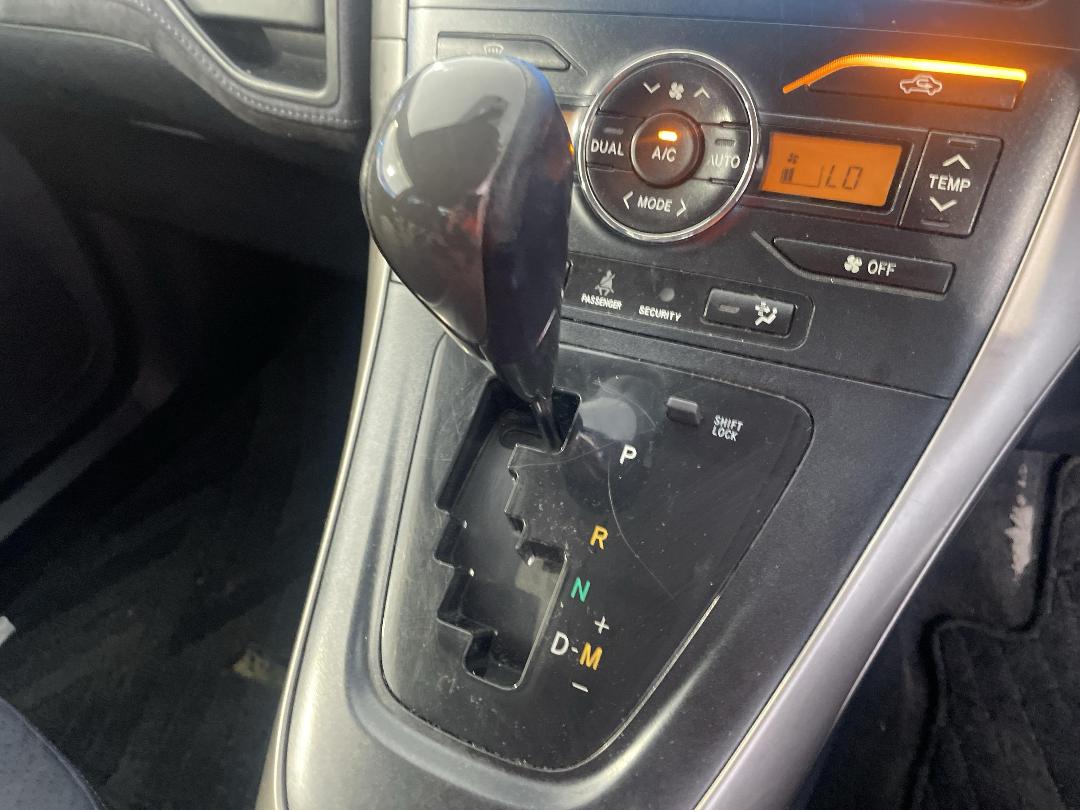 Photo '30' of Toyota Blade