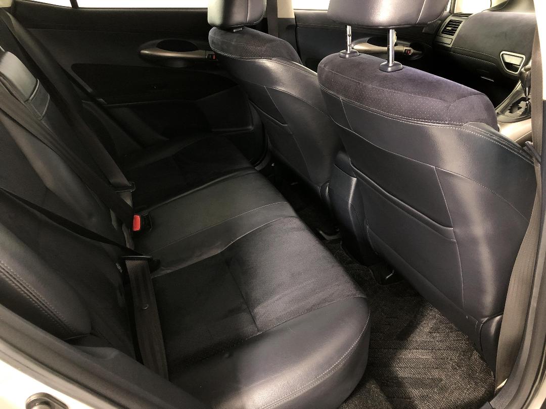 Photo '20' of Toyota Blade Photo '20' of Toyota Blade