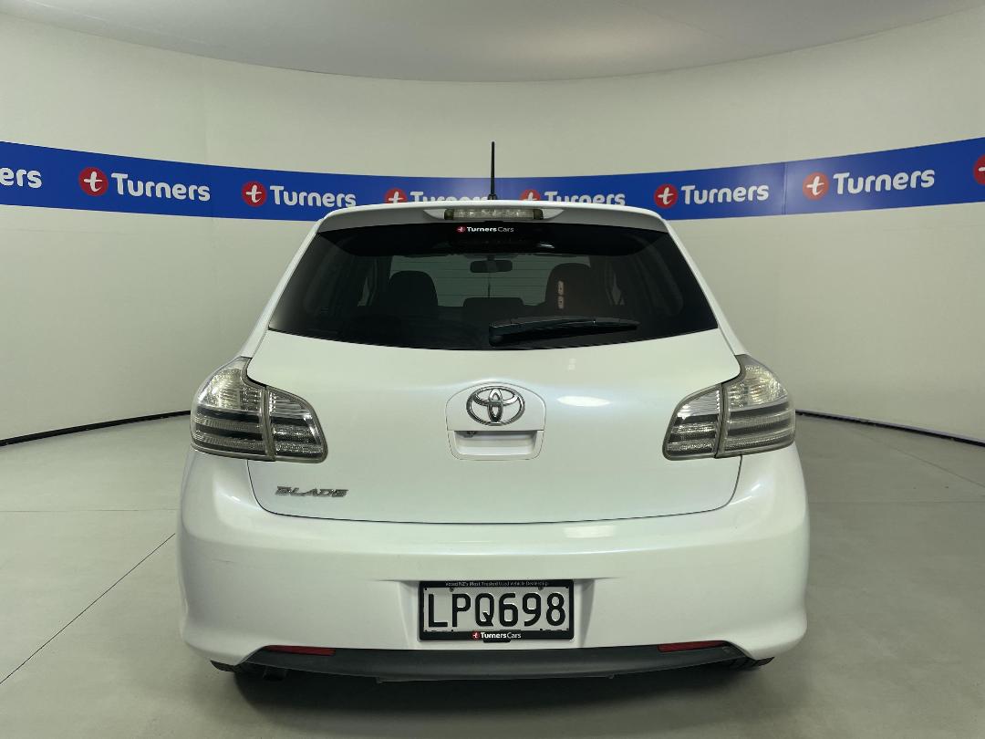 Photo '6' of Toyota Blade Photo '6' of Toyota Blade