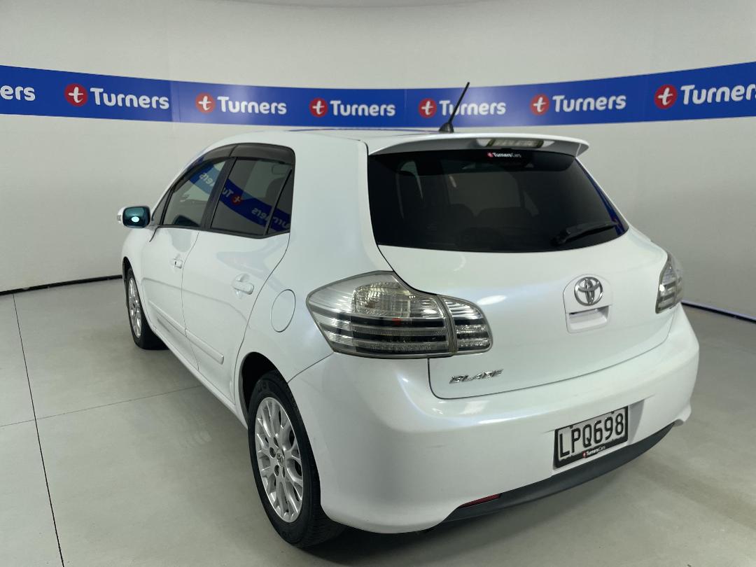 Photo '5' of Toyota Blade Photo '5' of Toyota Blade