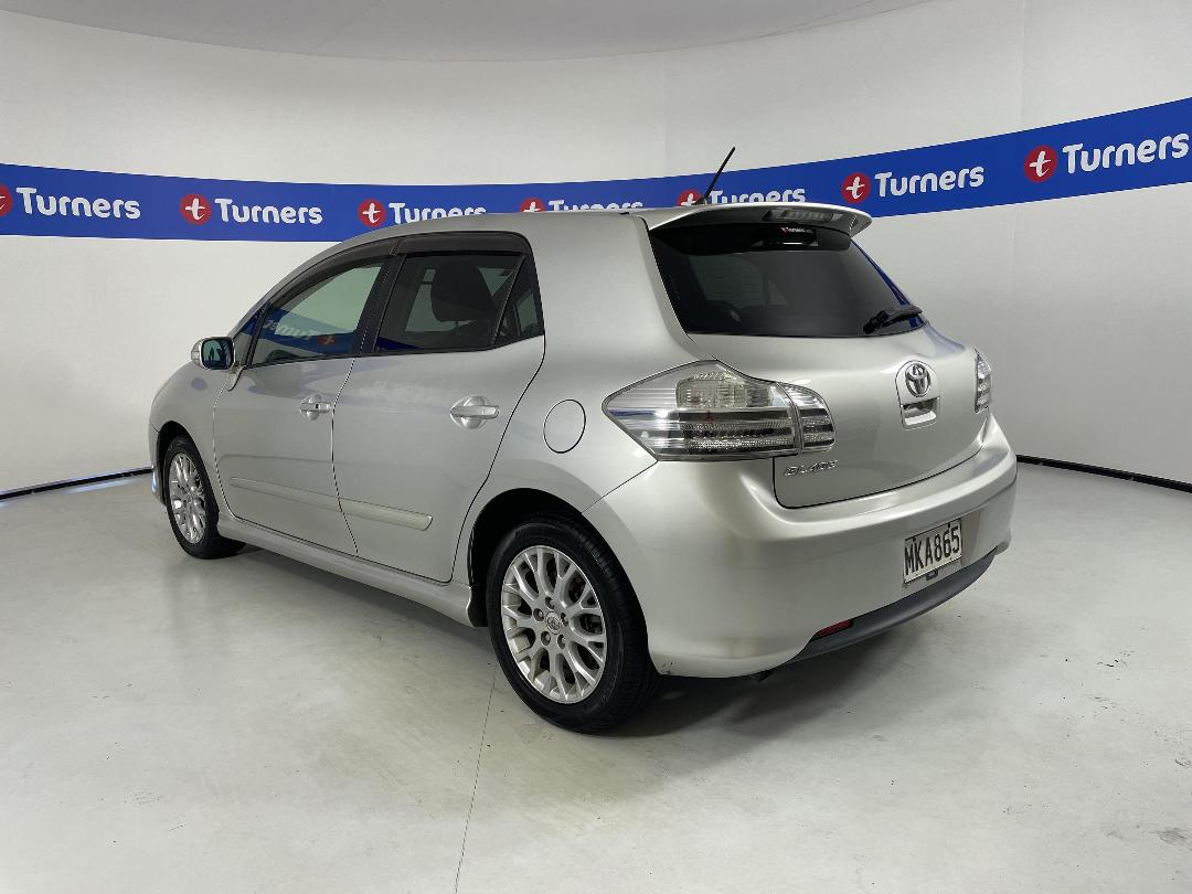 Photo '5' of Toyota Blade Photo '5' of Toyota Blade