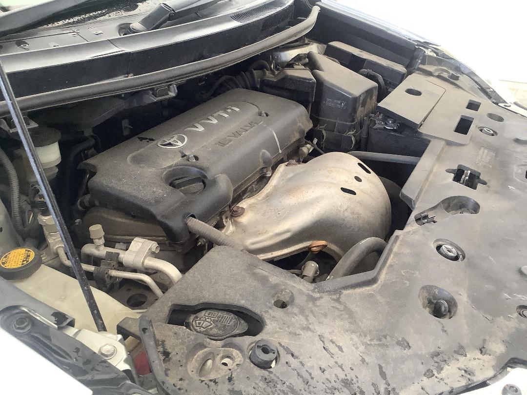 Photo '20' of Toyota Blade Photo '20' of Toyota Blade