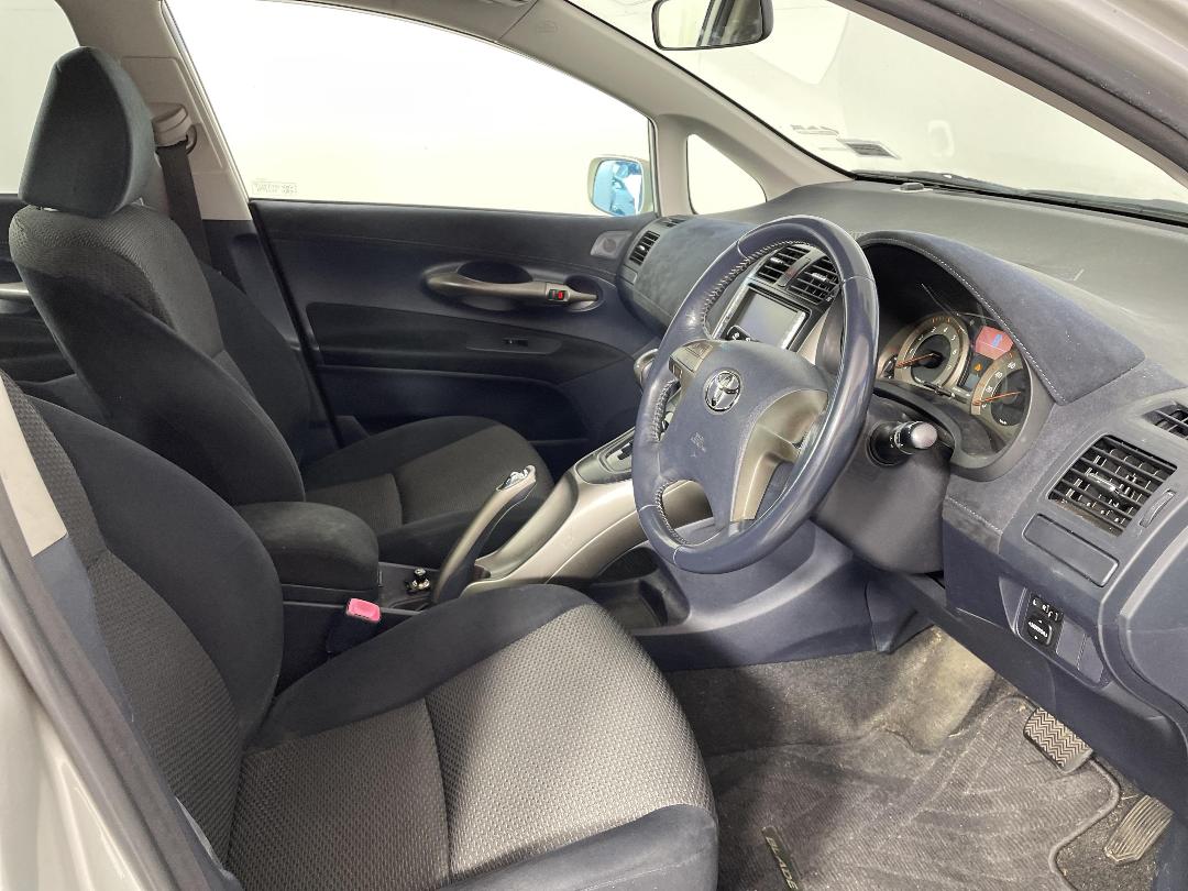 Photo '16' of Toyota Blade