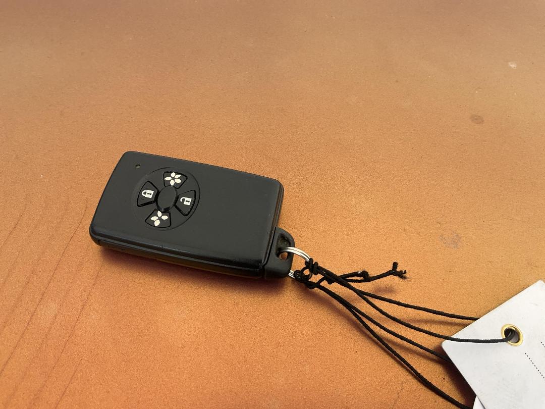 Photo '28' of Toyota Blade Photo '28' of Toyota Blade