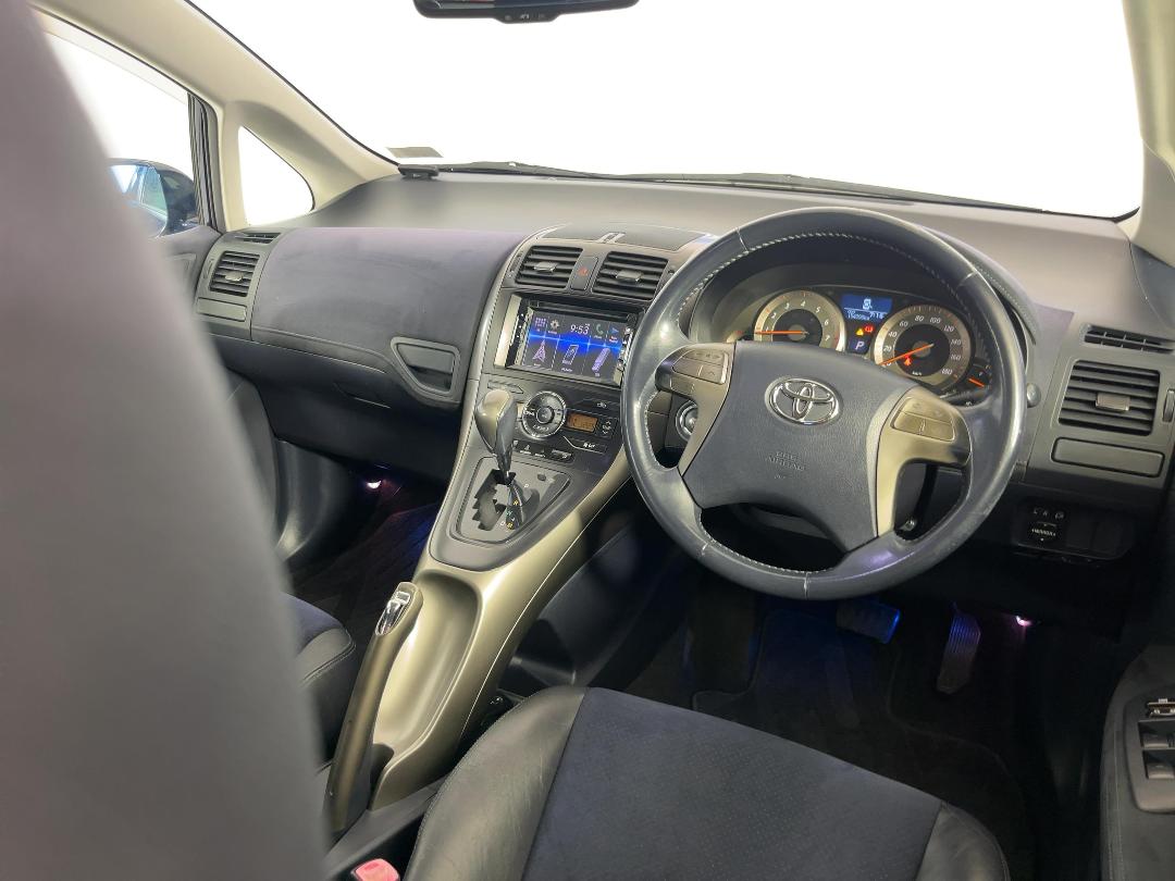 Photo '17' of Toyota Blade