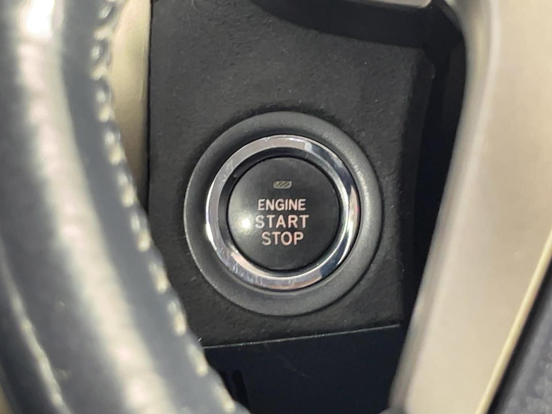 Photo '28' of Toyota Blade