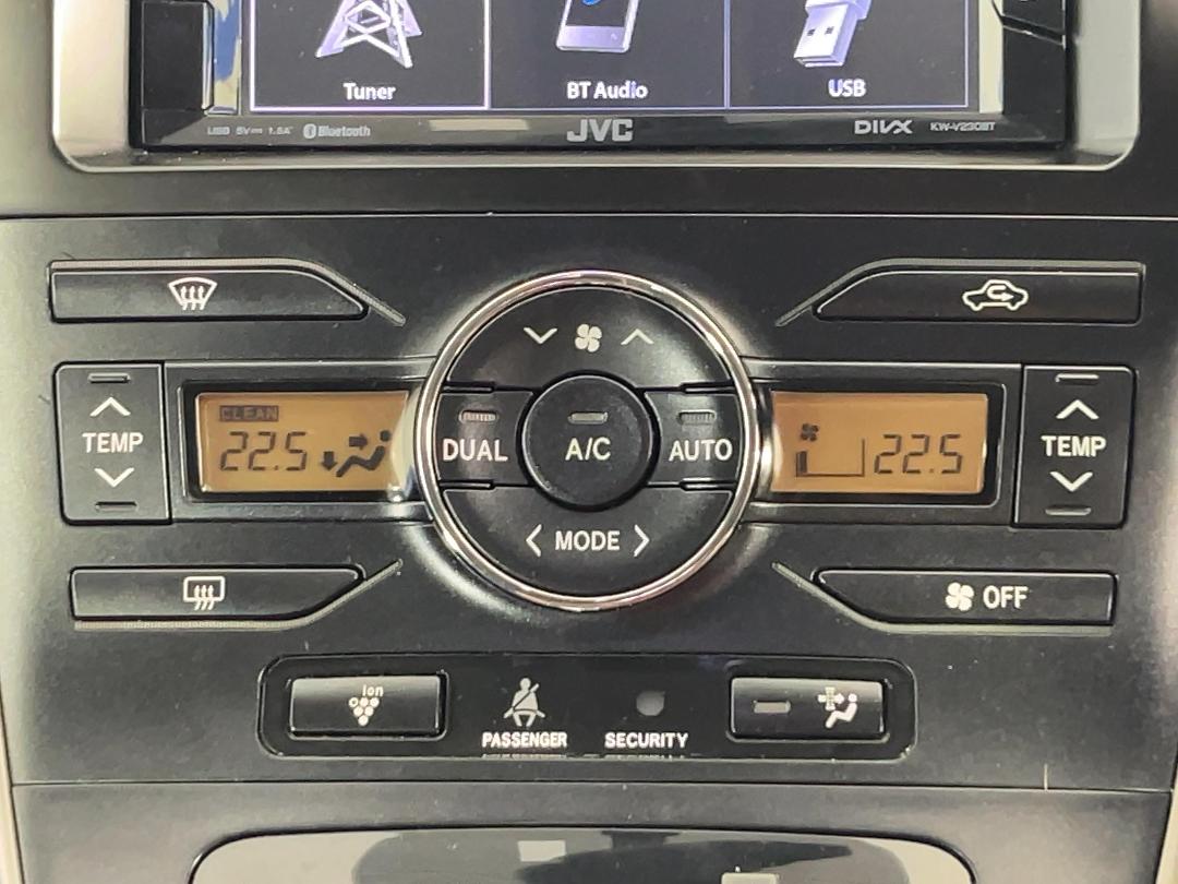 Photo '27' of Toyota Blade