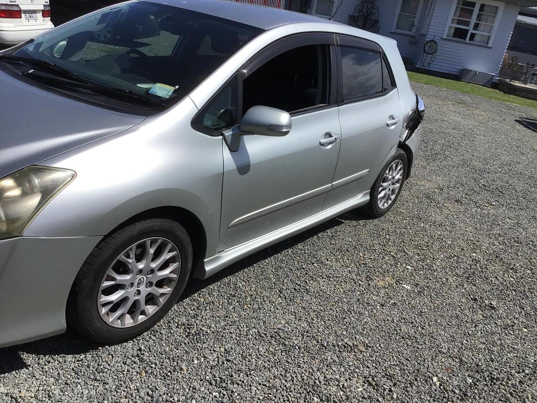 Photo '3' of Toyota Blade Photo '3' of Toyota Blade