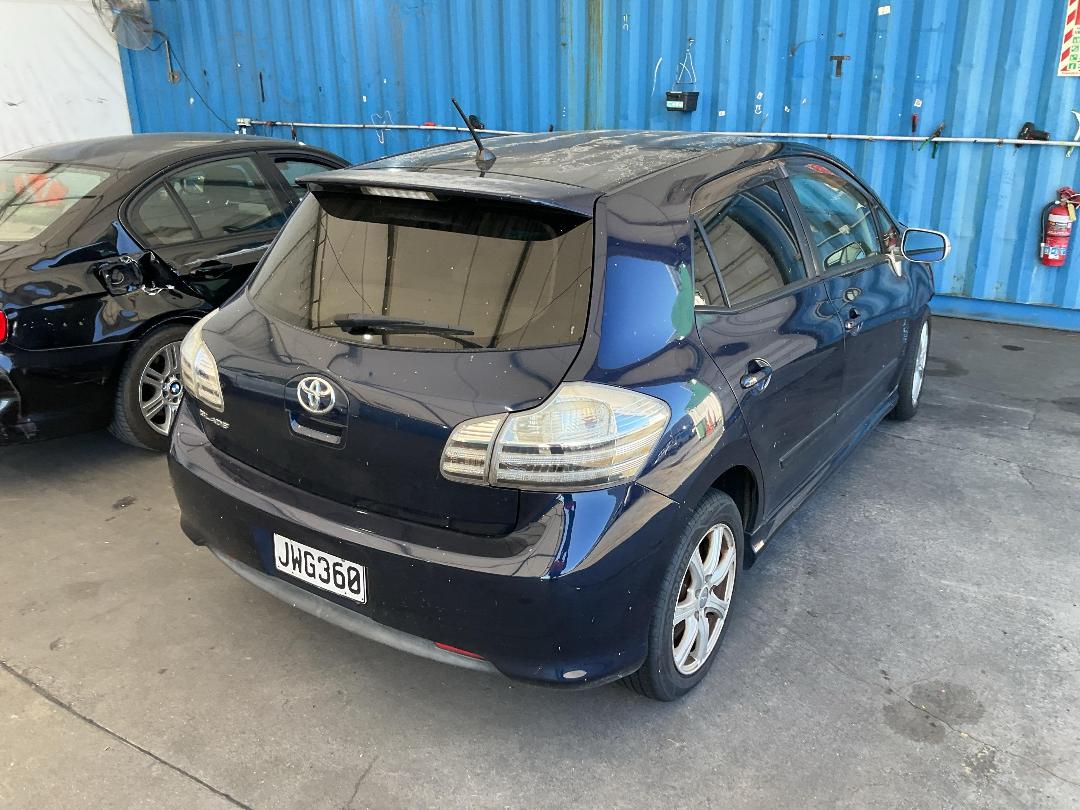 Photo '13' of Toyota Blade