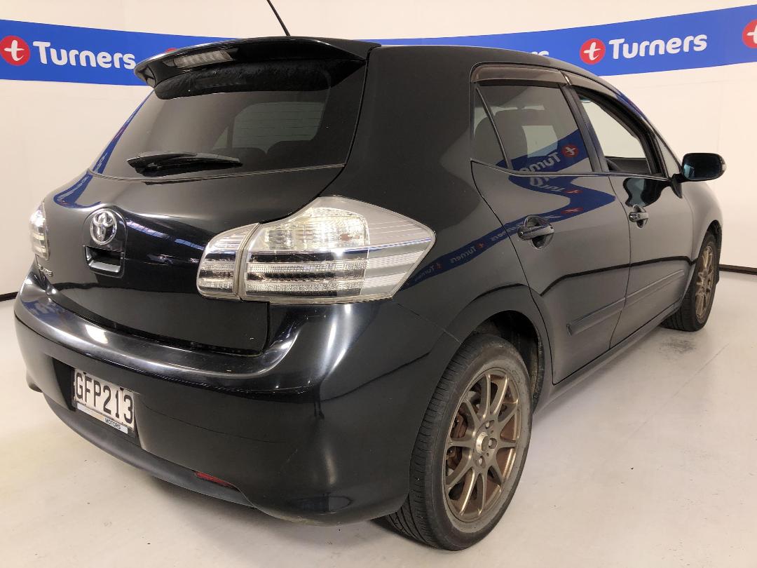 Photo '7' of Toyota Blade Photo '7' of Toyota Blade