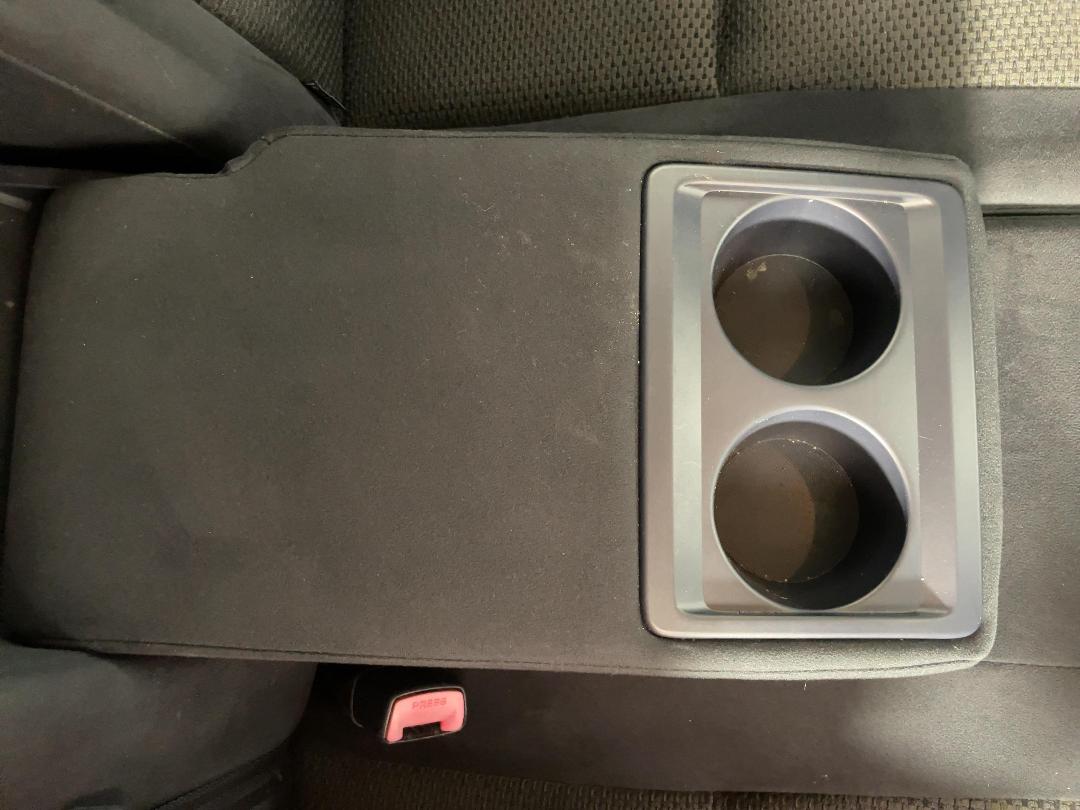 Photo '24' of Toyota Blade Photo '24' of Toyota Blade