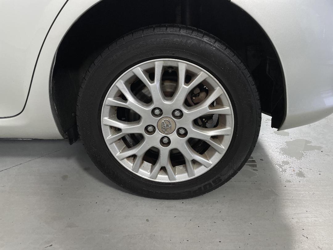 Photo '11' of Toyota Blade