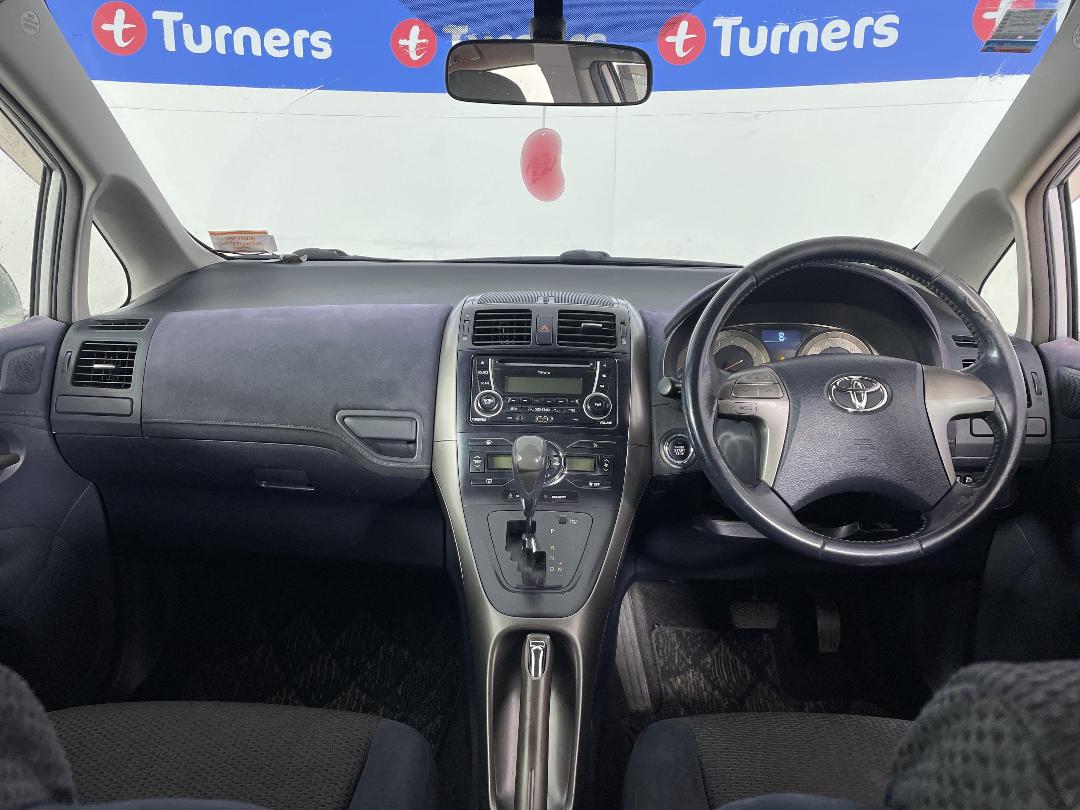 Photo '17' of Toyota Blade