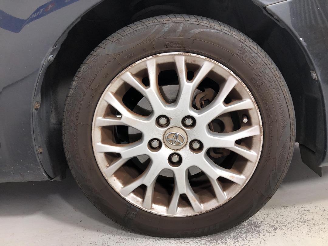 Photo '2' of Toyota Blade