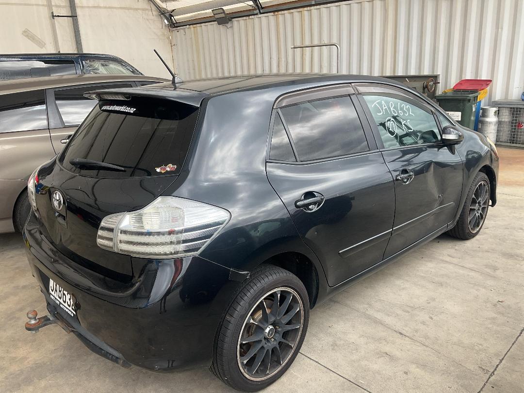 Photo '5' of Toyota Blade